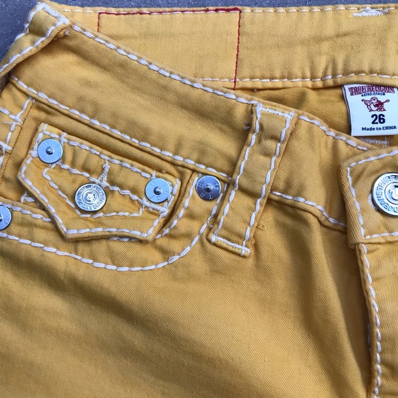🚨‼️SALE‼️🚨 True Religion Yellow Jeans - Picture 4 of 6